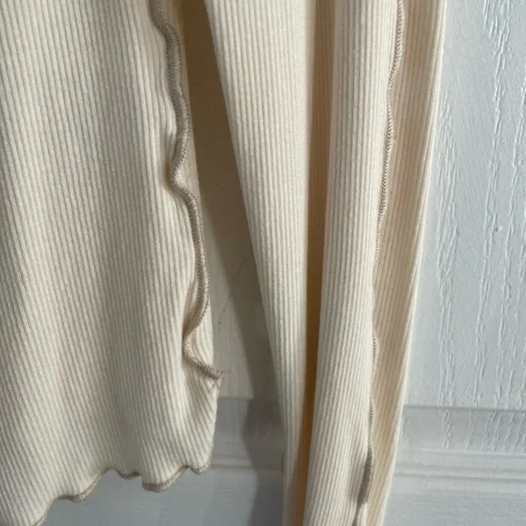 Winston Cutout Top - Picture 5 of 5